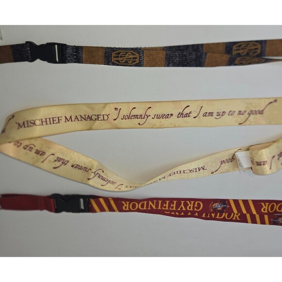 Harry Potter Universal Studios Tour Lanyard Lot of 10 Gryffindor Slytherin - Picture 2 of 16